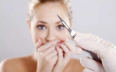 祛痘美白的秘方有哪些 夏季如何祛痘 怎樣能夠快速消痘印