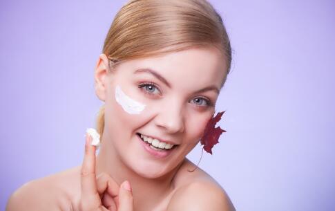 啪啪啪能祛痘嗎 交男朋友痘痘就能好嗎 性生活可以祛痘嗎