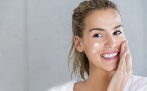 長痘怎么辦 祛痘方法有哪些 長痘要注意什么