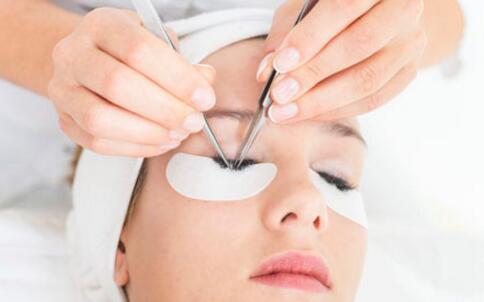 如何祛痘印 祛痘印的方法 祛痘印要注意什么