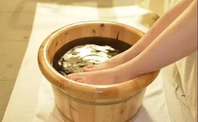 夏季最應(yīng)該注意什么？并不是避暑，而是避“寒”