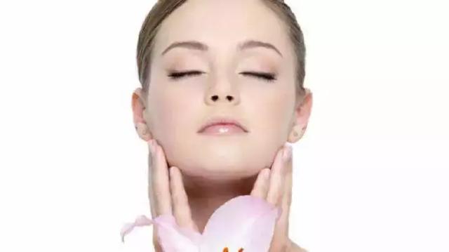 夏天戰(zhàn)痘日記開始了