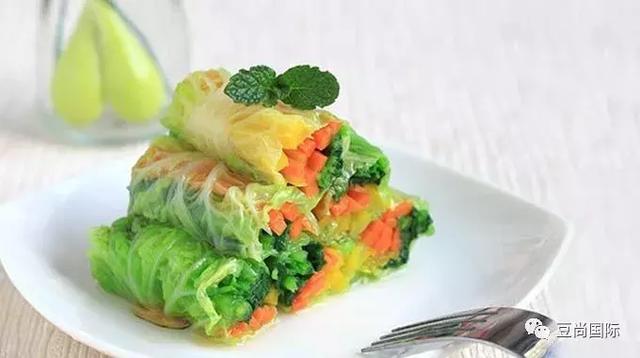 祛痘如何內(nèi)調(diào)外養(yǎng)？