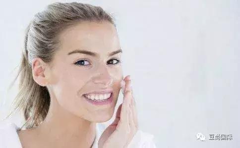 為什么油性肌膚容易長痘痘？