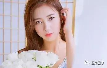 秋季易引發(fā)肌膚問題的護(hù)膚習(xí)慣有哪些？