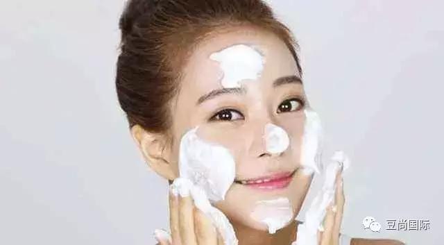 錯誤護(hù)膚會導(dǎo)致紅血絲？