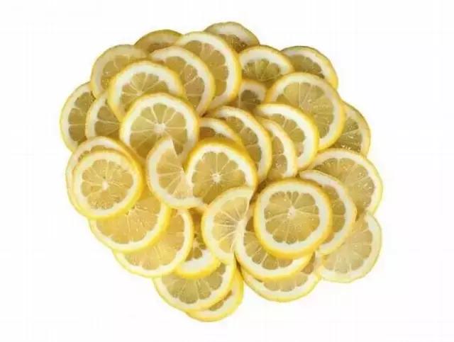 經(jīng)常敷水果面膜？小心長(zhǎng)痘痘