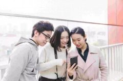 男生和女生引發(fā)痘痘的原因，居然不一樣