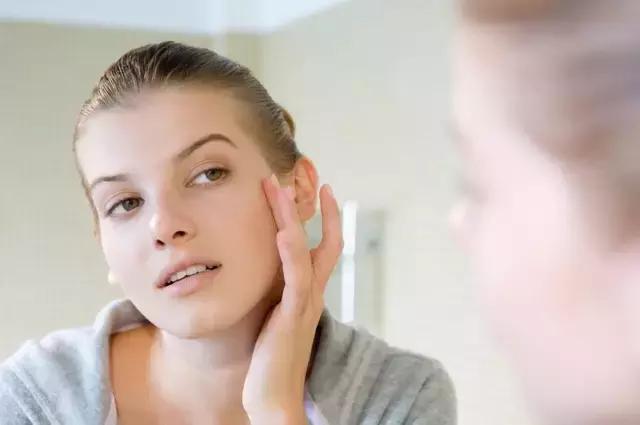 痘痘喜好摧毀，豆尚偏愛修復