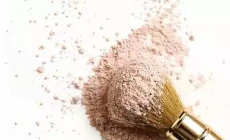 散粉，粉蜜，粉餅，這三者的區(qū)別和使用方法你知道嗎？